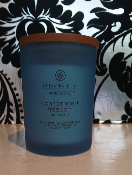 Chesapeake Bay Other - Confidence & Freedom Oakmoss & Amber Candle